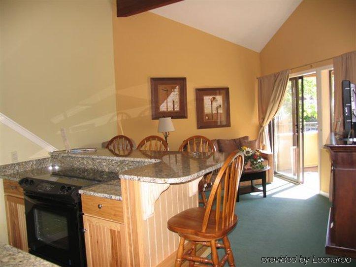 Pointes North Inn Charlevoix Habitación foto